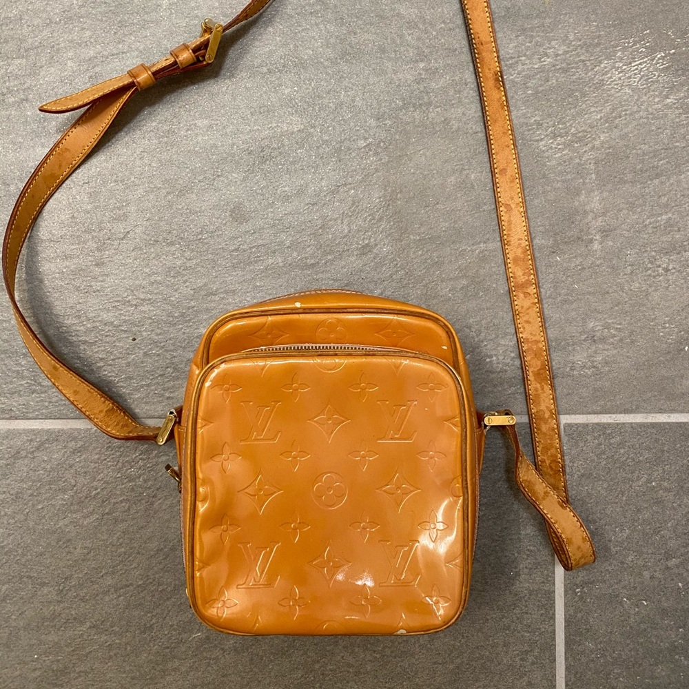 Vintage Authentic Louis Vuitton camera bag